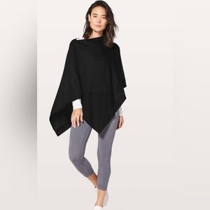 Lululemon Black Yin Poncho O/S